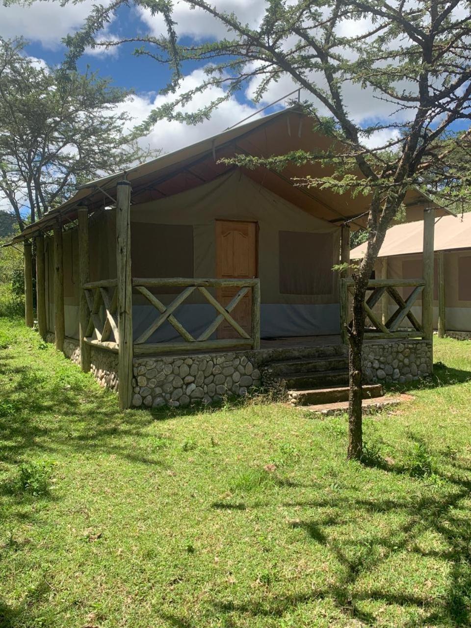 Eco Mara Forest Camp Ololaimutiek Exterior photo